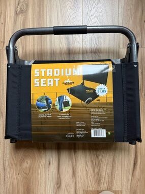 CASCADE Stadium Seat - Black